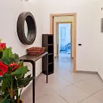 Villa Corallo, Intera Ad *